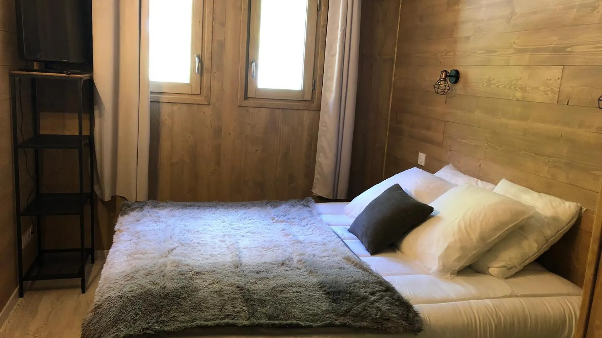 Chalet L'Envers ラ・プラーニュ