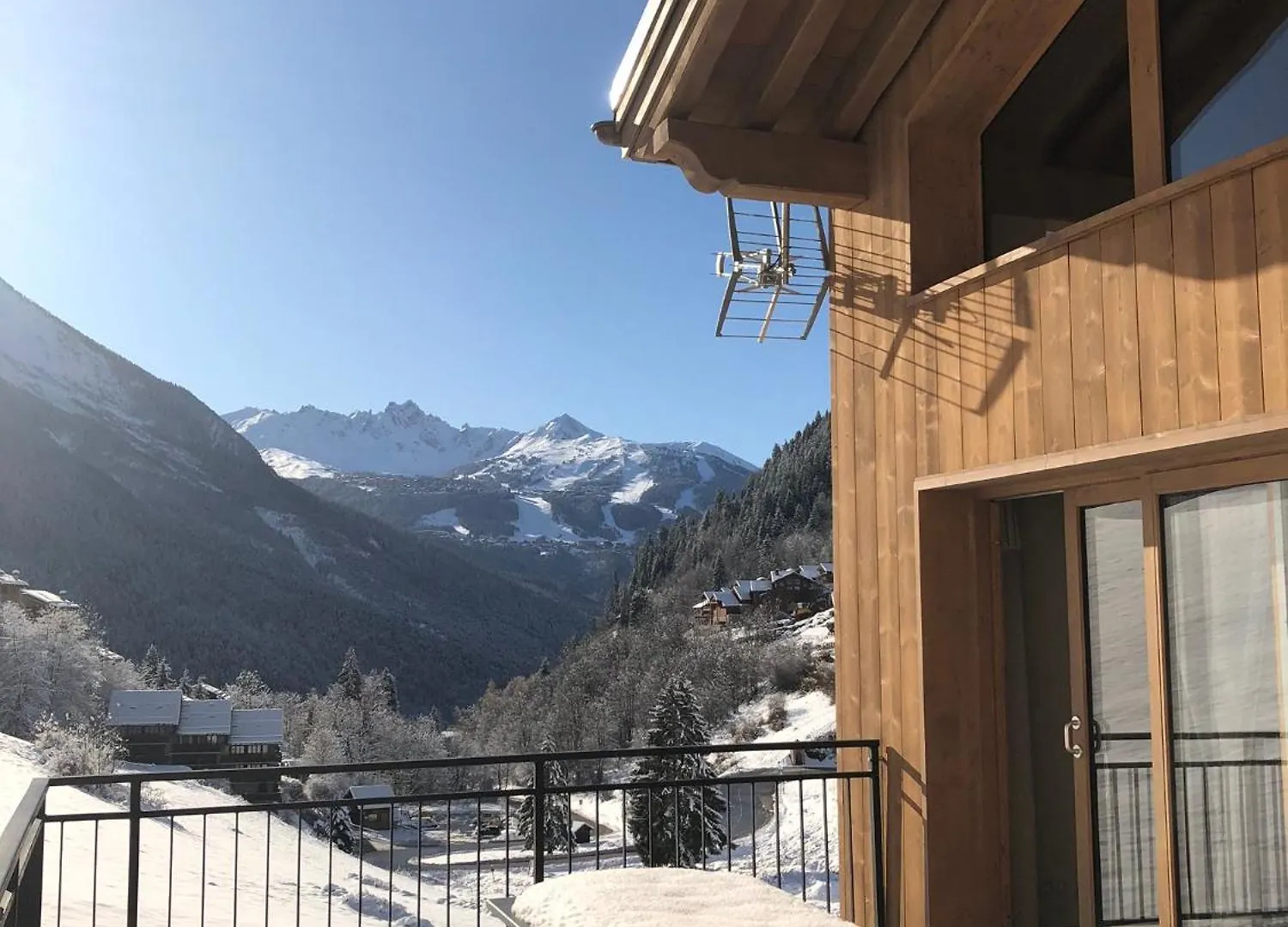 Chalet L'Envers ラ・プラーニュ